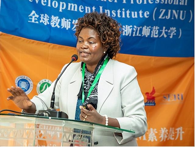 非洲教师科学素养与STEM素养提升行动启动，非洲教师一起“手搓万物”