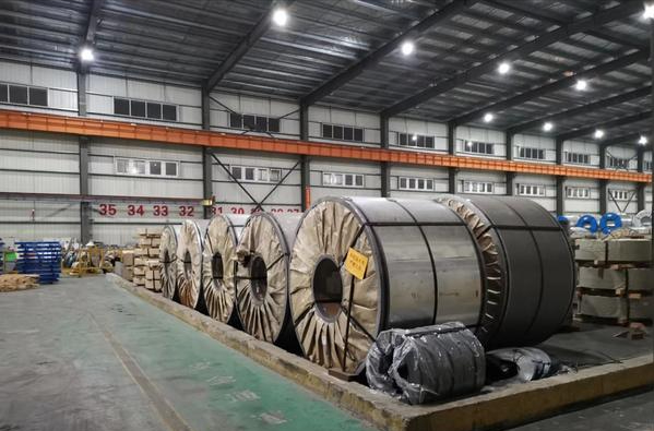 修建三峡工程，日本故意提供4000吨劣质钢材，中国海关如何应对？