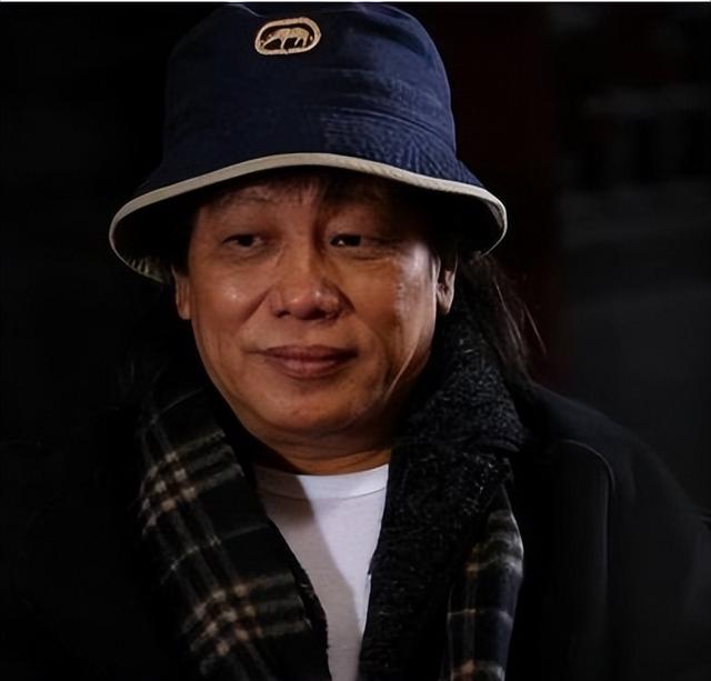 梁小龙被曝离世仅1天，恶心的一幕还是发生	，徒弟怒斥吃相太难看