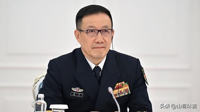 中国海军大清早出公告，网友喜大普奔，难怪美国防长急着致电北京