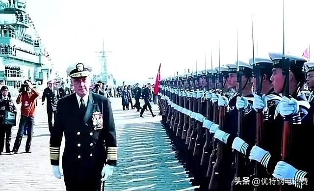 首次访华就不尊重我国，中国当场撤走仪仗队摆正态度再来吧