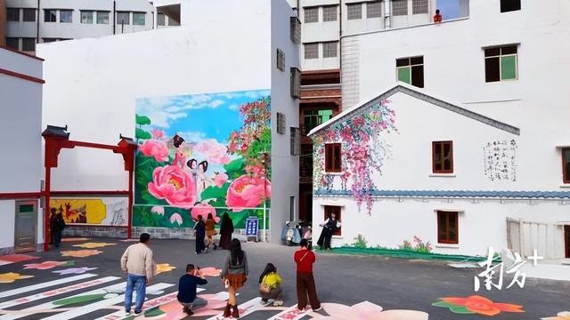 未完工已爆火！在花桥读懂吴川的浪漫