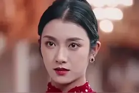 短剧美女中的天花板卢鹿鹿图片