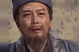 诸葛亮为什么一定要挥泪斩马谡？原来背后暗藏玄机！图片
