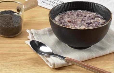 从152斤到96斤，发现一个掉秤很快的方法：早上高碳，晚上低碳！