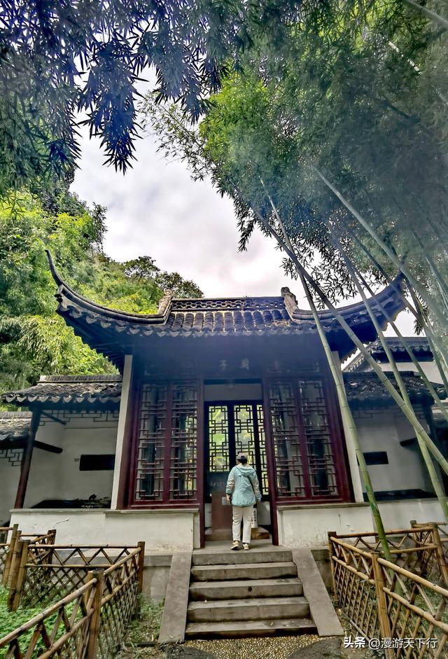 镇江三山一渡中，焦山是我的盘中菜，历史文化底蕴更为深厚