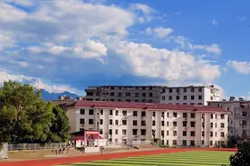 2025年中考，高州中学、 茂名一中、化州一中、信宜中学，如何选择图片