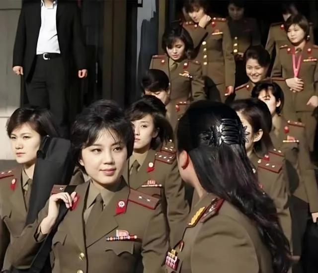 朝鲜美女特工,让韩国100多军官沦为“玩物”,案件轰动了韩国