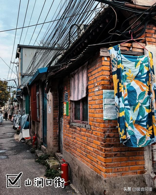 天坛北到草厂，一头钻进北京城的“时光褶皱”里