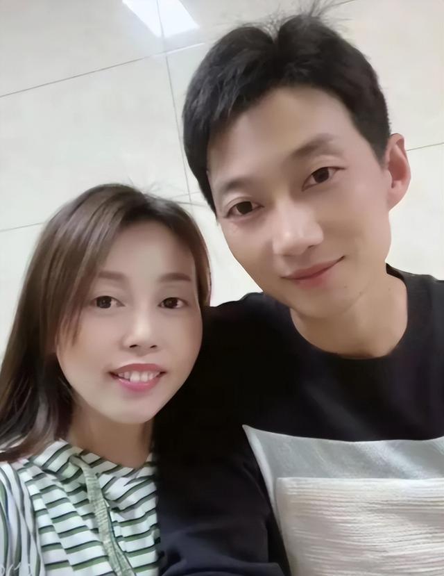 阿坝3对母女遗体又发现一具，在下游17公里石缝中找到，面目全非