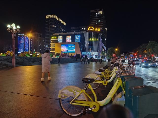 湘西吉首的夜景很美