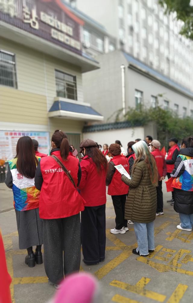 跟着垃圾来旅行——参观垃圾处理厂。