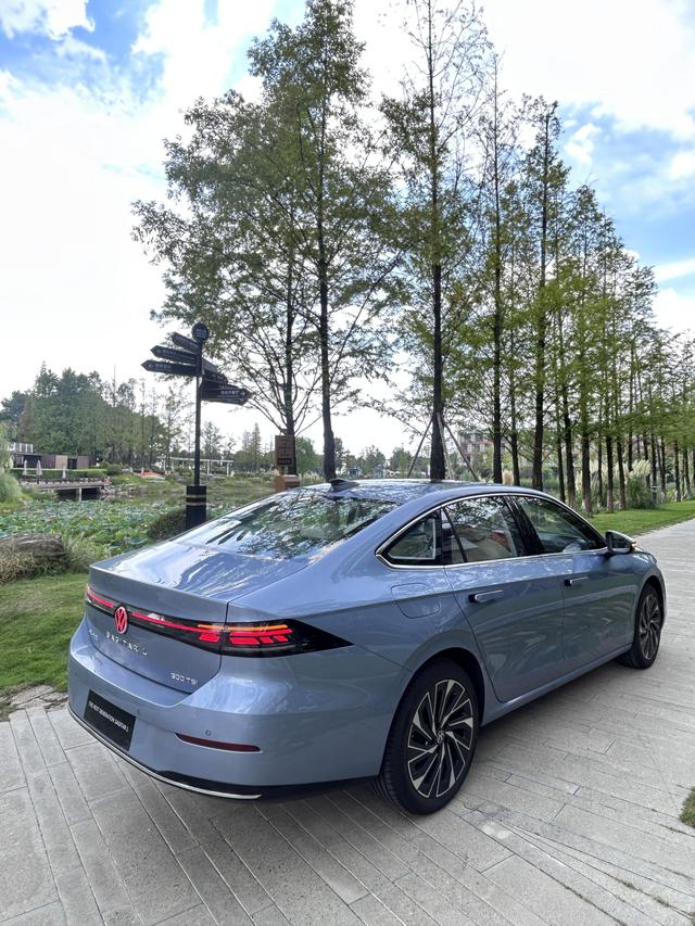 科技数码控：被速腾L的智慧座舱圈粉了