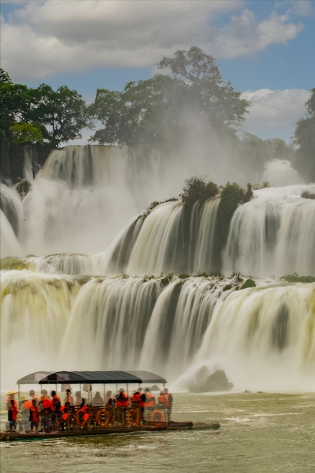 超3万公里，中国最牛环线！108天环祖国一圈，退休自驾路线Top1