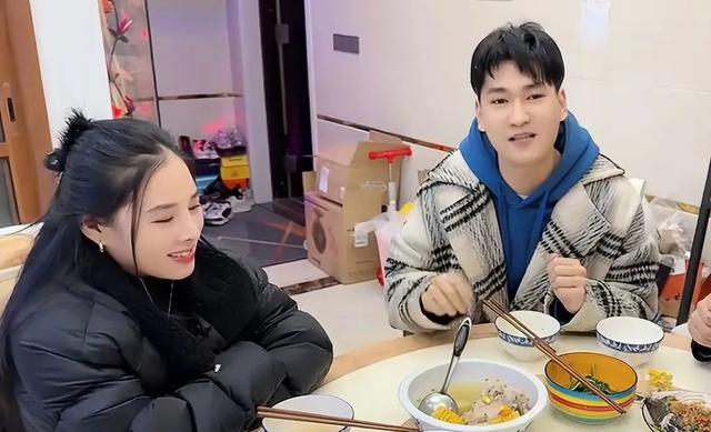 越南单身丈母娘到中国探亲，半个月不到，就让女婿帮找个中国对象