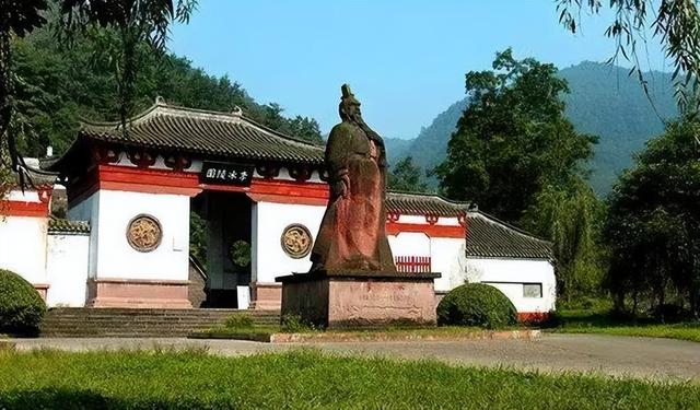 【历史文化】礼斗章山上 神守古洛前——写在高景关前三官残庙‖郭辉图