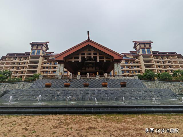 “湖北小三亚”里的艺术天地 天屿湖方美术馆探秘