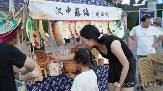 福利加码!2025汉中秦岭熊猫音乐嗨唱季,精彩不断~