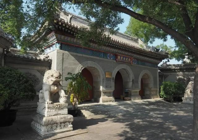 藏在二环边的 “时光隧道”！滨河路遛弯儿指南