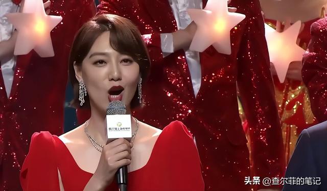 讨好大佬，陪睡上位，遭央视“开除”	，她身上的标签哪个才是真的