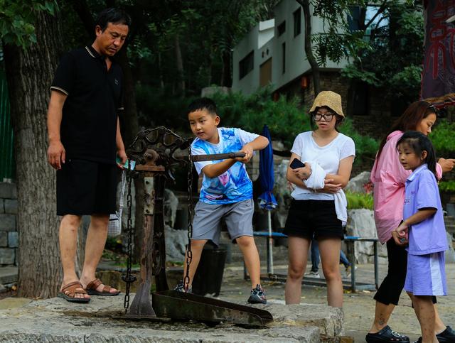 天上王城：是修建在山顶的城，更是漂浮在云端的国