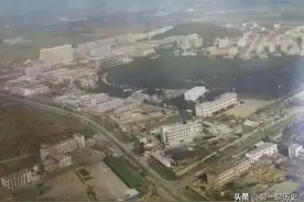 八十年代的徐州的学校老照片，你还记得自己上学时的样子吗？图片