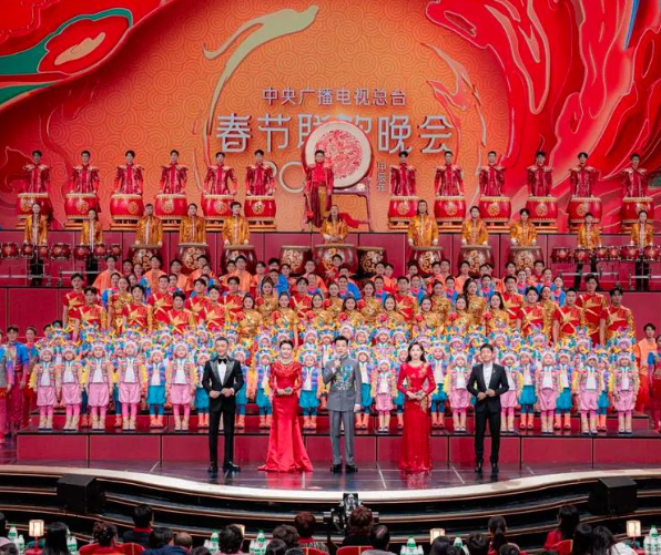 2026央视春晚全网票选名单，3人呼声高，1人被骂，赵本山直觉没错