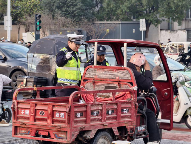 明年1月起，电动车、摩托车、三轮车上路“3必查”，别被罚才知道