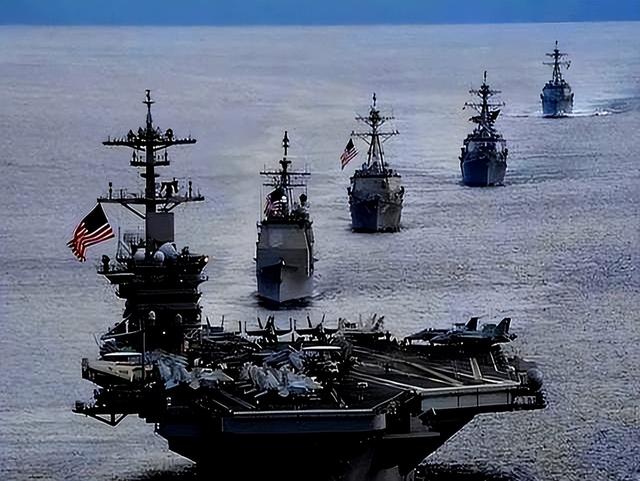 中国。被骗了？当我们猛造航母的时候，美国却开始重点打造两栖舰