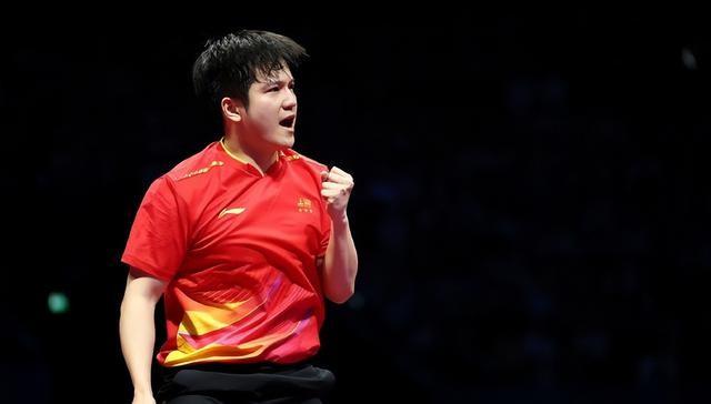 3-1！樊振东让人心疼，马龙率队夺金 没想到邓亚萍这样评价王楚钦