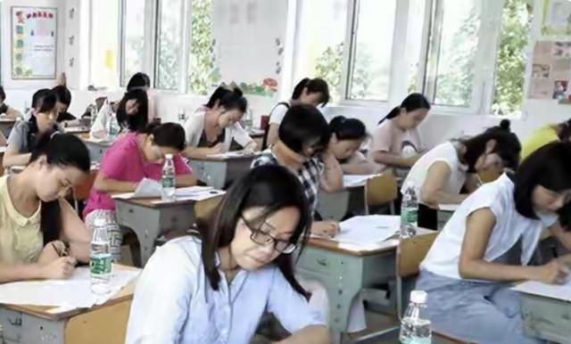 教室“铁饭碗”将破，百万教师何去何从？