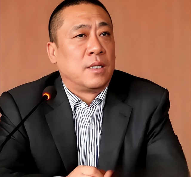 于东来没想到，离过年不到20天，崔培军因一特殊举动再次口碑暴涨