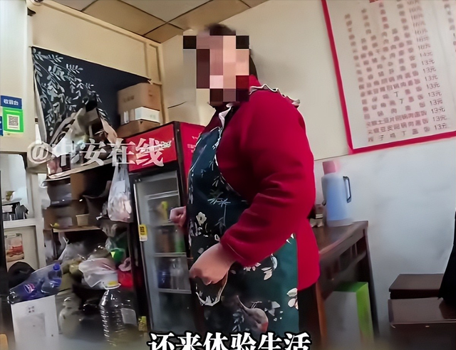 徒步200公里体验0花费，女子全程白嫖，自认为坚强，被老板上课