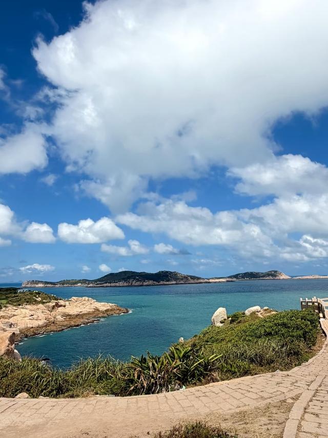 刚从温州回来，毫不夸张的说：未来最有闯劲的城市肯定是温州