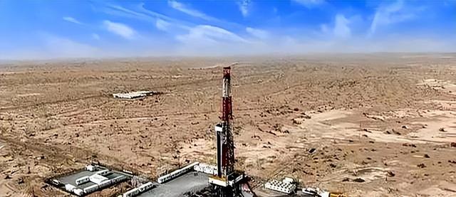 已挖到地下超1万米，新疆塔克拉玛干大沙漠腹地传来令人振奋消息