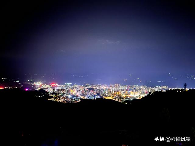 最受中国文艺片青睐的冷门避暑小城，夏天仅23℃，美食酸辣鲜香！