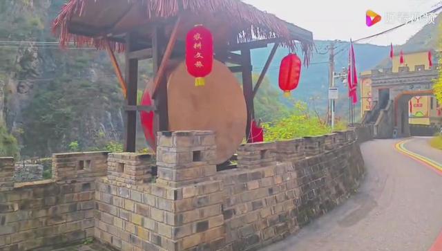 赏秋秦岭，摩旅商洛（04）陕南第一关，楚北第一门，打卡牛心关