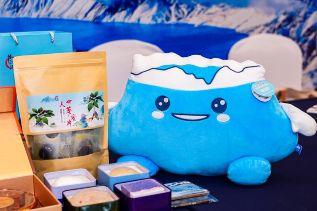 雪国来信已送达西湖！长白山携粉雪秘境赴杭州发出新雪季邀约