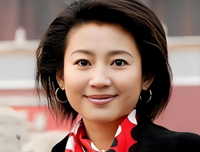 善恶到头终有报！57岁央视女主持王小丫，如今的真实处境令人唏嘘