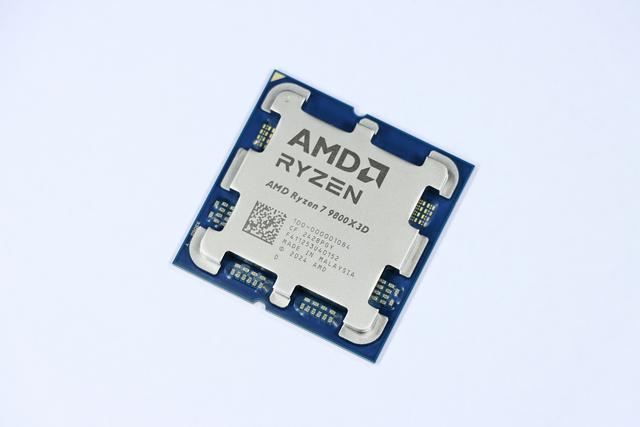 竞技游戏大踏步迈入千帧时代！AMD 锐龙 7 9800X3D 发大力了