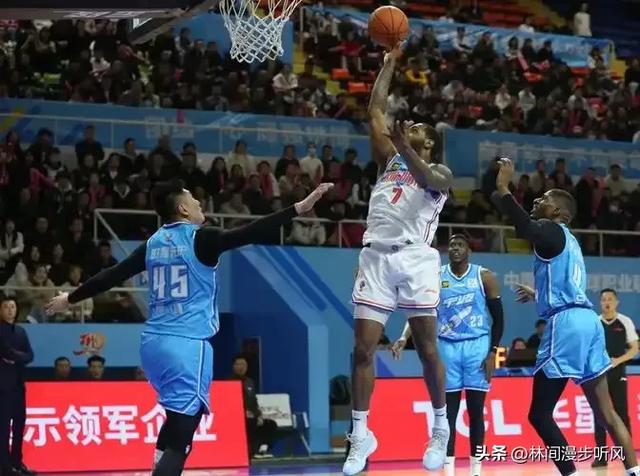 78-75！亚洲杯男篮四强出二，伊朗战澳洲，中国男篮夺冠概率大增