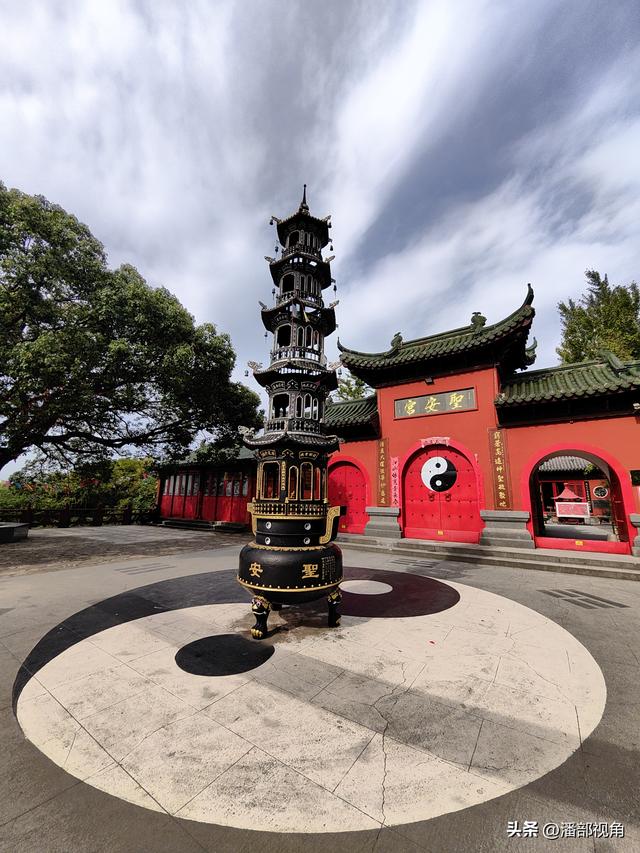 登无锡吼山，观沿途风景