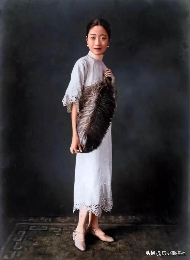 这才是皇后婉容的真实样貌，并非演员扮演，货真价实的罕见照片！