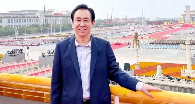 许家印到底有多张狂？从他的名片就看出他嚣张跋扈的本色