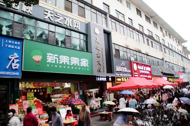 甘肃天水国庆假日第4天持续火热， 麦积山石窟门票早早售罄！