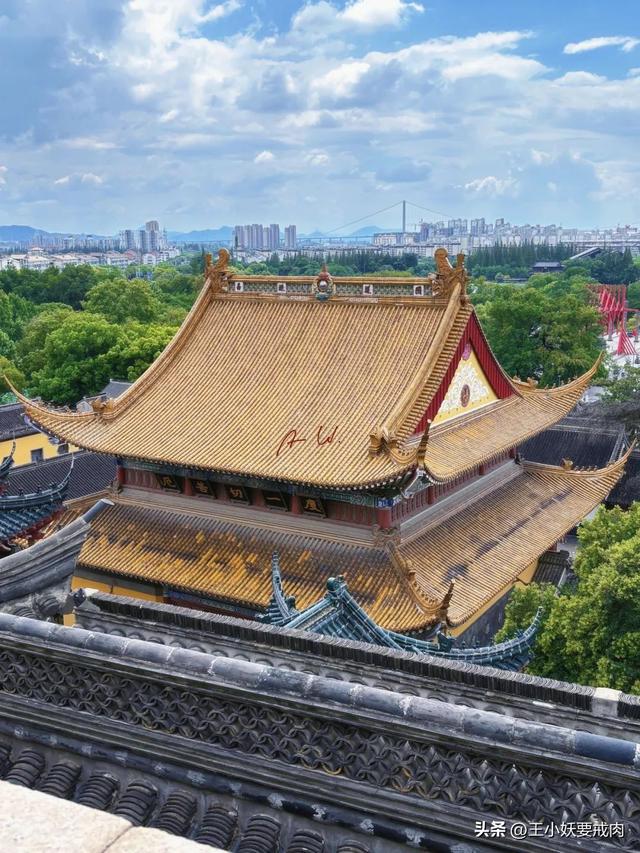 叽里咕噜说啥呢，周末let’s 去镇江！