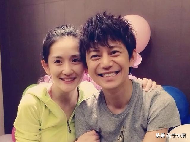 不止翻红！中秋夜央视高调选择谢娜侯佩岑，给娱乐圈好好上了一课
