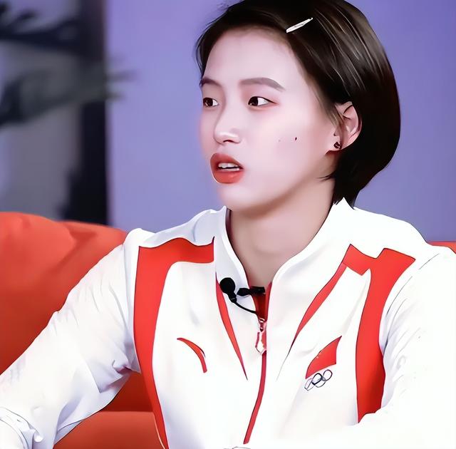 全运会夺冠1月后 陈芋汐接受专访