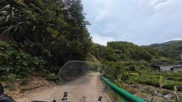 皖浙摩旅二人转——万二篇