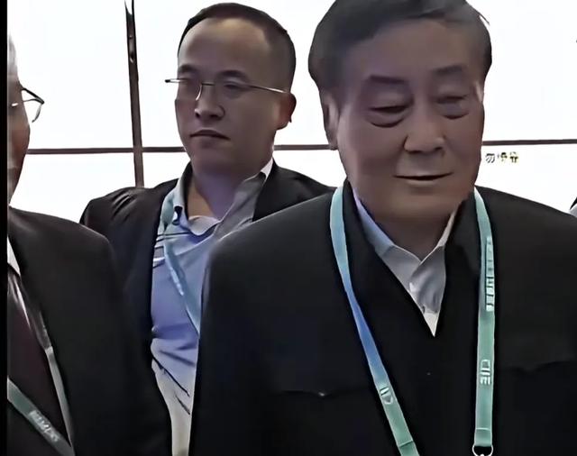 遗嘱风波升级！宗庆后三子女美国归来，长女宗馥莉败诉内幕揭秘 ！